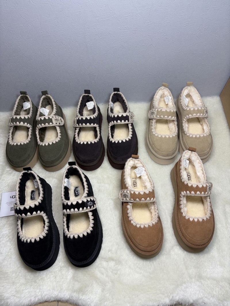 Ugg Flat Shoes